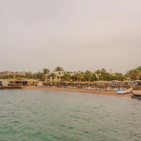 Empire Beach Aqua Park - Couples And Families