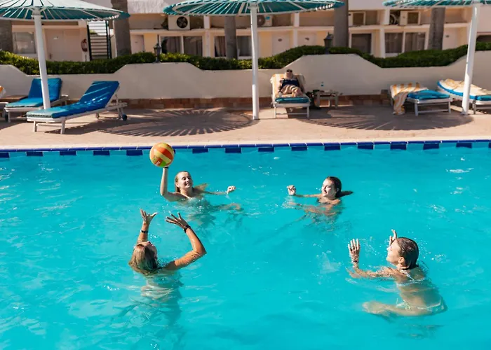 Resort Empire Aqua Park - Couples And Families Hurghada