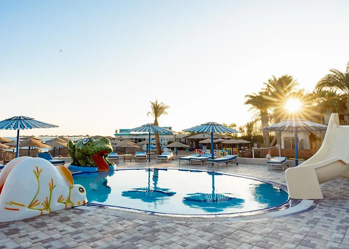 Empire Aqua Park - Couples And Families منتجع 3*