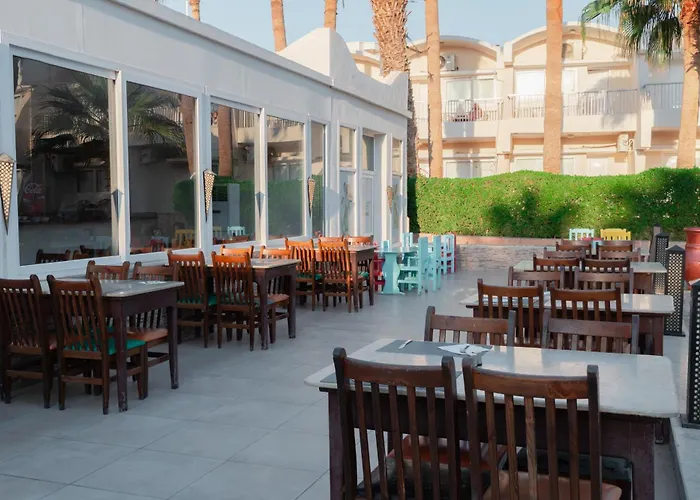 Empire Aqua Park - Couples And Families Resort Hurghada