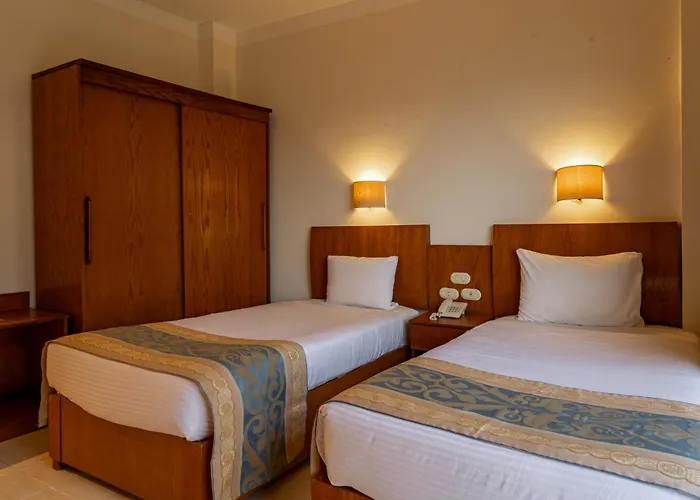 Empire Aqua Park - Couples And Families منتجع 3*